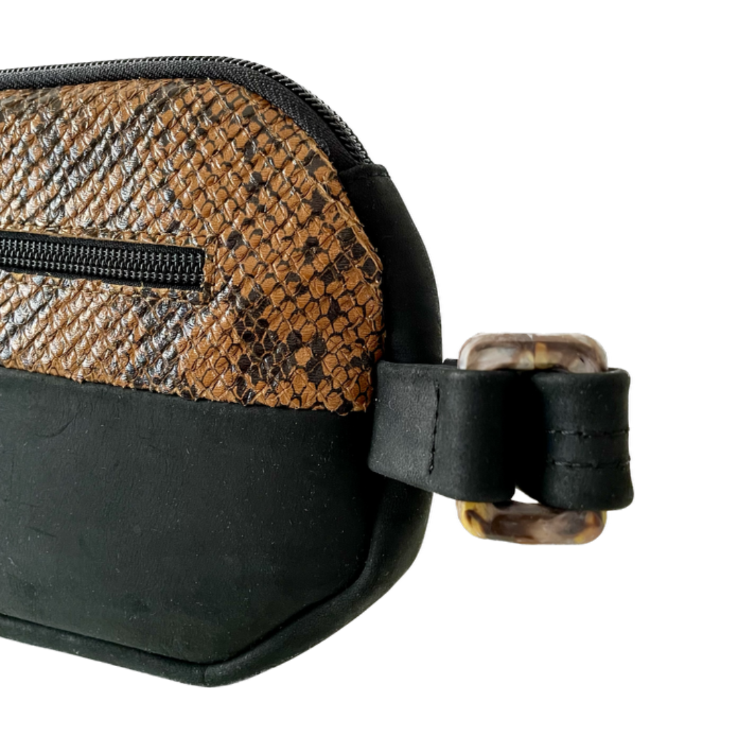 Vipers Lounge Banana Bag