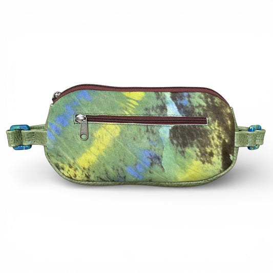 Jungle Shift Banana bag w/ recycled plastic hardware